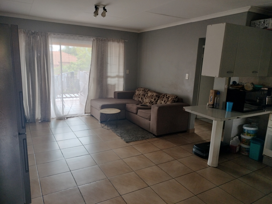 2 Bedroom Property for Sale in Safari Gardens North West